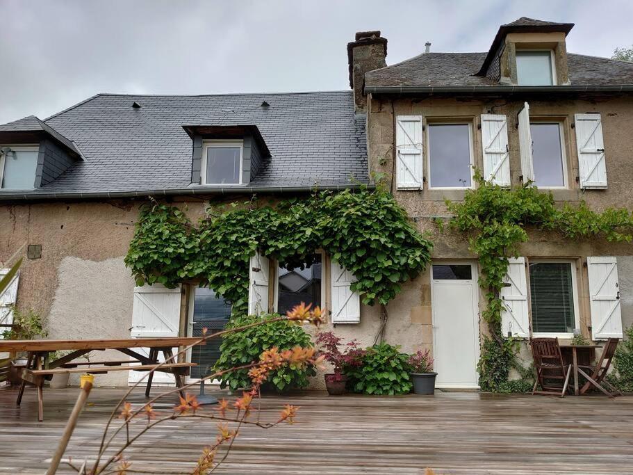 Maison Sur Les Hauteurs De Brive-La-Gaillarde Dampniat Bagian luar foto