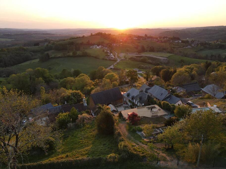 Maison Sur Les Hauteurs De Brive-La-Gaillarde Dampniat Bagian luar foto